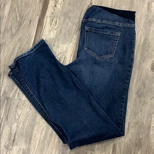 Liz Lange maternity jeans darker wash size 8